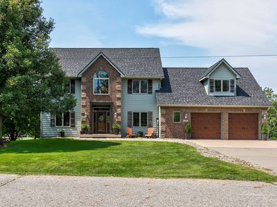 304 Jasper Ave NE