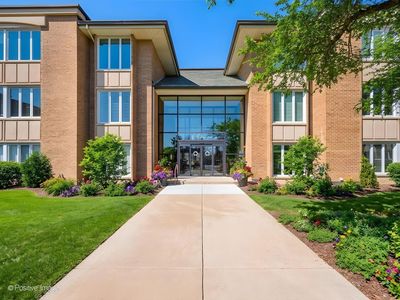 Property at 1 Oak Brook Club Dr APT A310, Oak Brook, IL