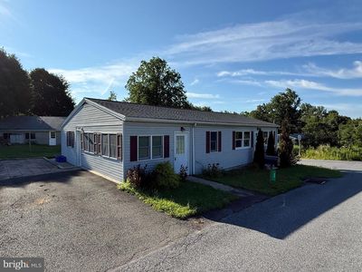 29 Elm Ave