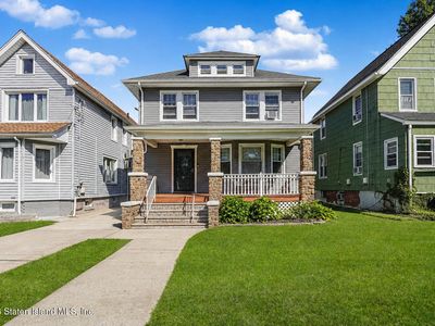 102 Decker Ave