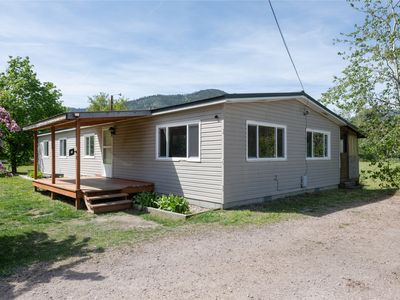 20735 E Mullan Rd