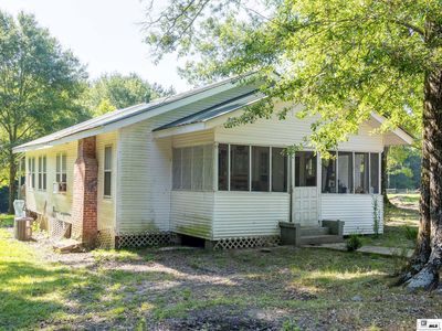 755 Highway 33