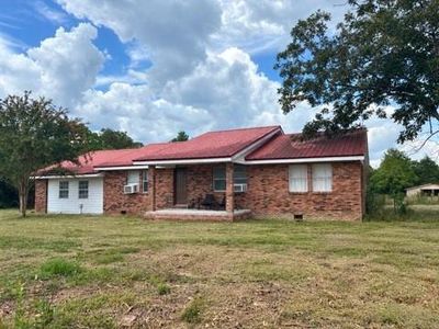 Property at 32380 Holmesville Rd, Mount Hermon, LA