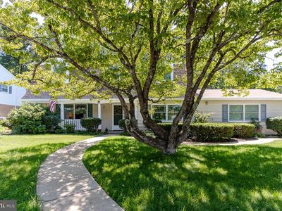 1000 Saxton Dr