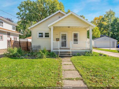 1561 W Prospect Ave