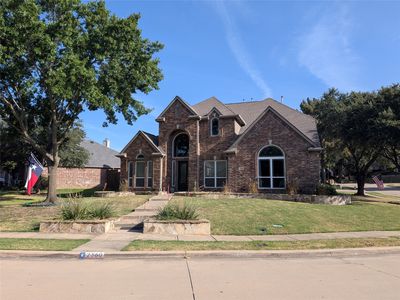 2360 Lake Forest Dr