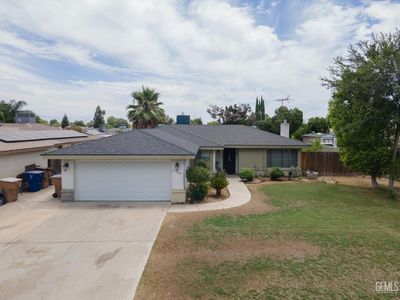 6309 Edgemont Dr