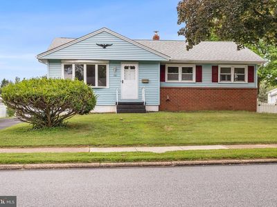 Property at 132 Edgewood Ln, Brookhaven, PA