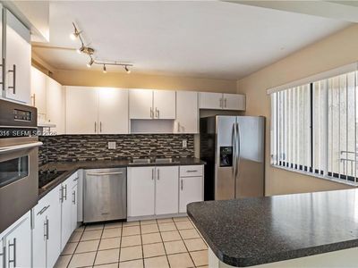 321 Lakeview Dr APT 204