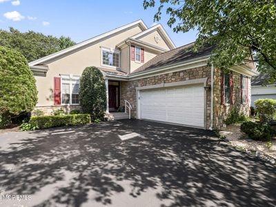 23 W Parsonage Way