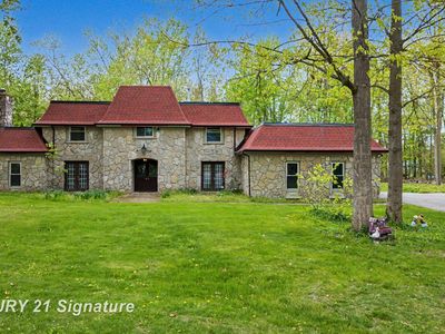 Property at 3463 Highland Dr, Bay City, MI