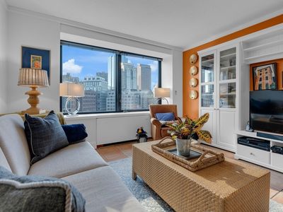 65 E India Row APT 8A
