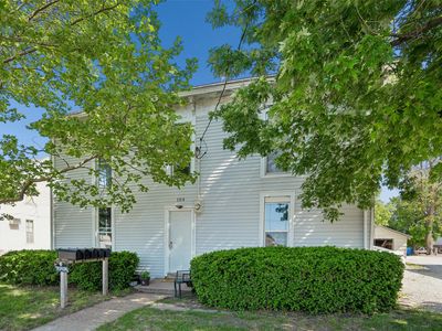 Property at 104 E Boston Ave, Indianola, IA