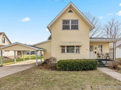 Property at 824 5th Ave, Lake Odessa, MI