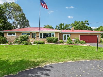 2400 W Avalon Rd