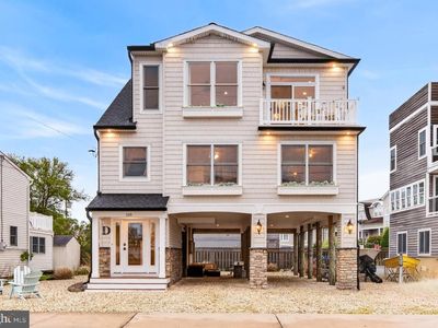 118 W Delaware Ave