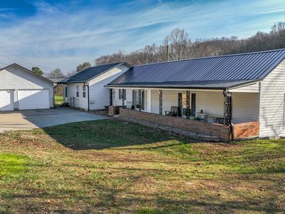 1069 Pilot Knob Cemetary Rd