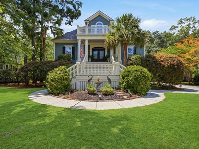 1737 W Canning Dr