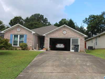 Property at 783 Salters Dr, Hueytown, AL