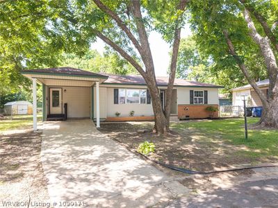6 Raleigh Cir