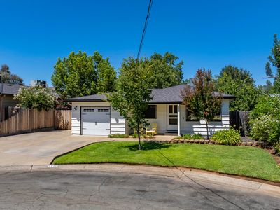 1920 Carleton St