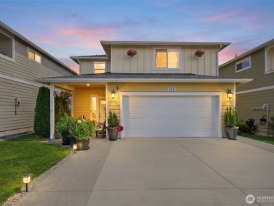 613 Stacey Place