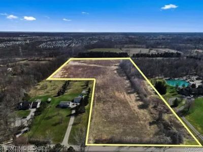 Property at 31820 28 Mile Rd, Lenox, MI