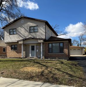 308 Oakwood St