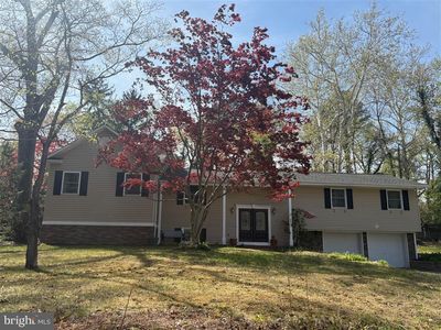 582 Richard Way
