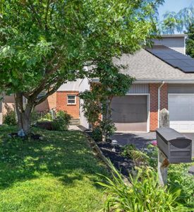 Property at 316 Parkside Dr, Macungie, PA