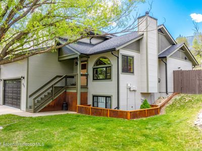 823 Mountain View Dr