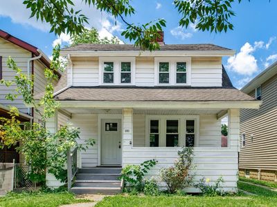 613 S Ogden Ave