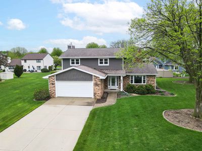 1851 Cricket Ct