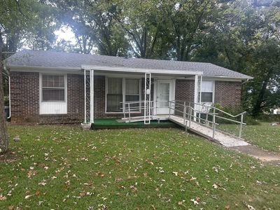 323 Randall St
