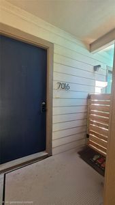 7016 N Holiday Dr #7016