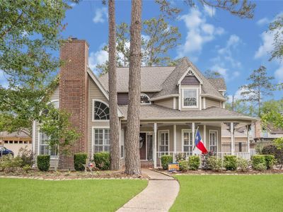 12015 Normont Dr