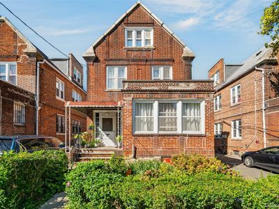 36 S 8th Avenue