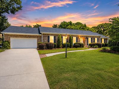410 Pinecrest Dr.