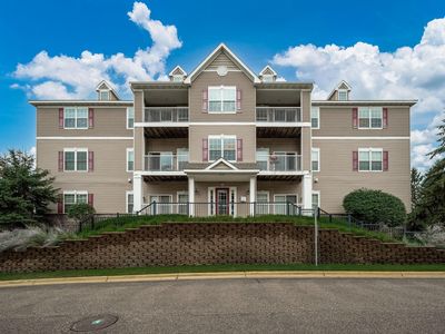 Property at 12727 College View Dr #203, Eden Prairie, MN