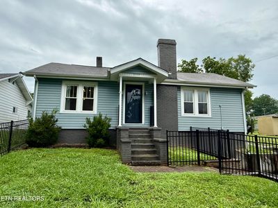 2327 Cedar Ln