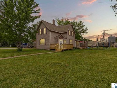 321 Ash Ave N
