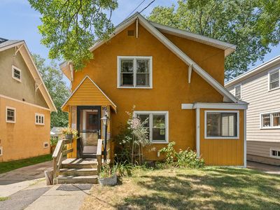 135 Charlotte Street