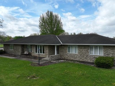 6656 S Us Highway 35