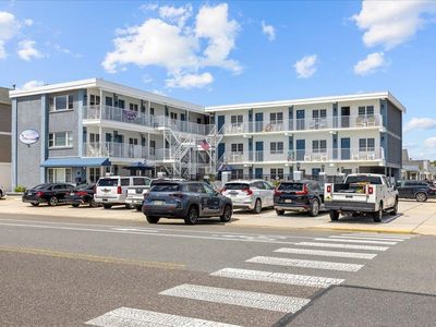 1400 Surf Ave #103