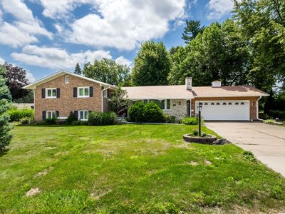 1127 Highland Park Dr