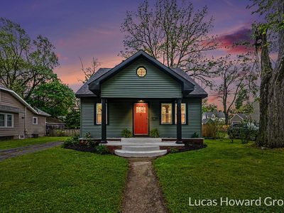1222 Cambridge Dr