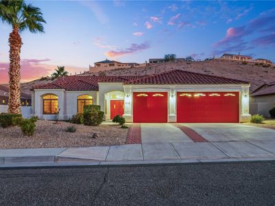 2919 Desert Trail Dr