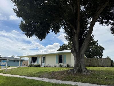 142 NE BRACKEN Road