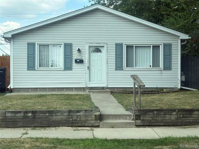 33 E Brockton Ave
