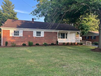 110 W View St